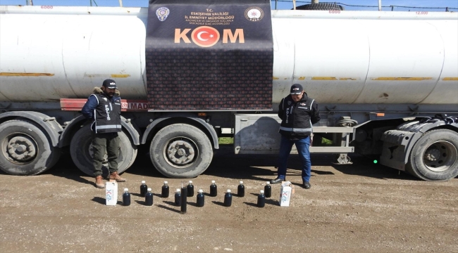 Eskişehir'de durdurulan tankerde 19 bin 683 litre kaçak akaryakıt ele geçirildi