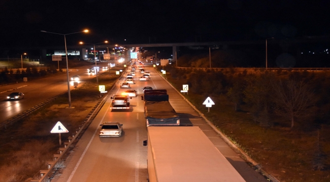 "Kilit kavşak" Kırıkkale'de bayram tatilinden dönüş yoğunluğu başladı