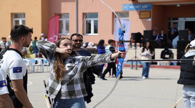 Kosova'da "Geleneksel Türk Okçuluğu 100. Yıl Kupası" yarışması düzenlendi