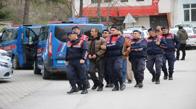 Kütahya'da 16 yıl önce öldürülen yaşlı kadının oğlu ve gelini cinayet zanlısı olarak tutuklandı