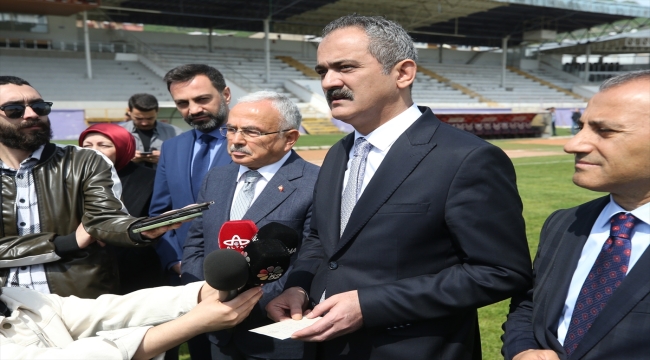 Milli Eğitim Bakanı Özer, Ordu'daki projelerle ilgili konuştu