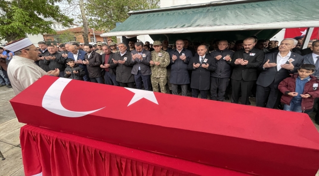 Şehit polis memuru Musa Keskin Elazığ'da son yolculuğuna uğurlandı