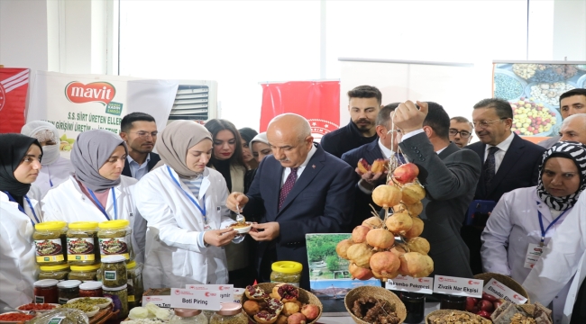 Tarım ve Orman Bakanı Vahit Kirişci, Siirt'te tarım sektörü temsilcileriyle buluştu