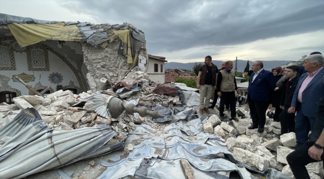 TBMM Başkanı Şentop, Hatay'da 3 semavi dinin temsilcileriyle iftarda buluştu