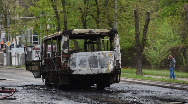 Ukrayna güçlerinin Donetsk'e saldırısında 7 kişi öldü