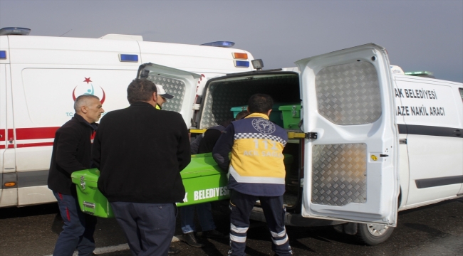 Uşak'ta otomobille çarpışan motosikletin sürücüsü öldü