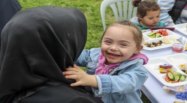 Engelli sporcular ve aileleri "Engelsiz piknik, kültür ve spor şenliği"nde buluştu