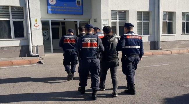 Kayseri'de DEAŞ operasyonunda 2 şüpheli yakalandı