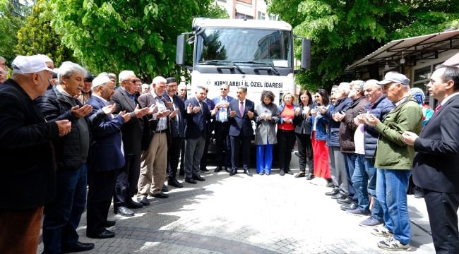 Kırklareli'nden deprem bölgesine yardımlar sürüyor