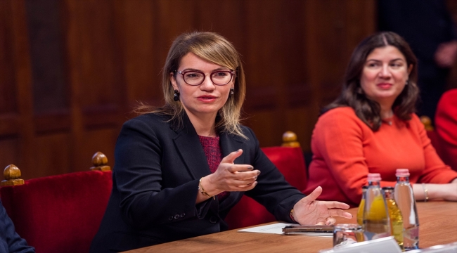 Macaristan'da ziyaretçiler Parlamento binasını Türkçe sesli rehber eşliğinde gezebilecek