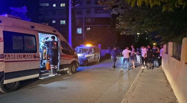 Mersin'de 5 katlı binada çıkan yangın söndürüldü