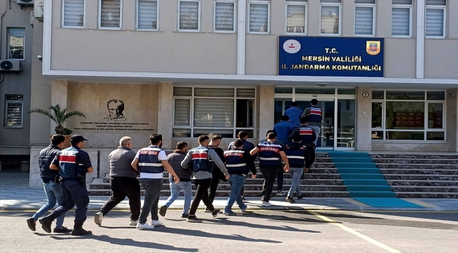 Mersin'de yasa dışı bahis operasyonunda yakalanan 18 zanlıdan 14'ü tutuklandı