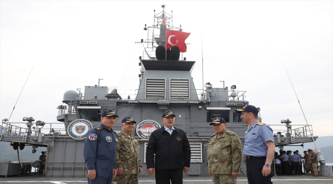 Milli Savunma Bakanı Akar'dan "tahıl koridoru" ve "Yunanistan" açıklaması