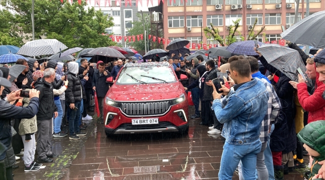 Türkiye'nin yerli otomobili Togg Bartın'da tanıtıldı