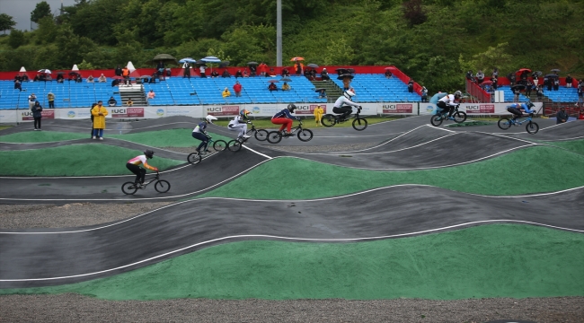 2023 BMX Supercross Dünya Kupası'nın ikinci etap yarışları başladı