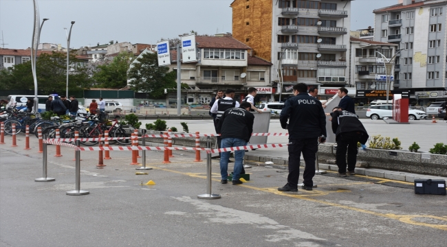 Afyonkarahisar'da arkadaşının pompalı tüfekle vurduğu kişi yaralandı