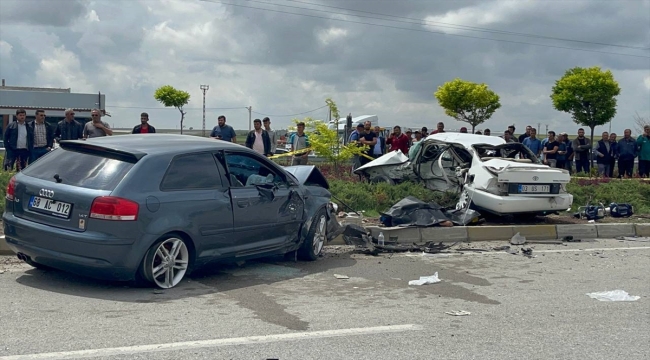 Aksaray'daki trafik kazasında 3 kişi öldü, 2 kişi yaralandı