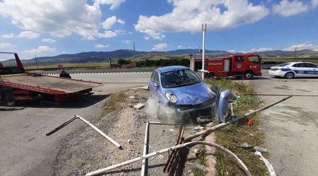 Amasya'da takla atan otomobildeki 4 kişi yaralandı