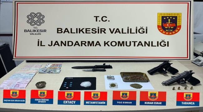 Balıkesir'de uyuşturucu operasyonunda 17 kişi yakalandı