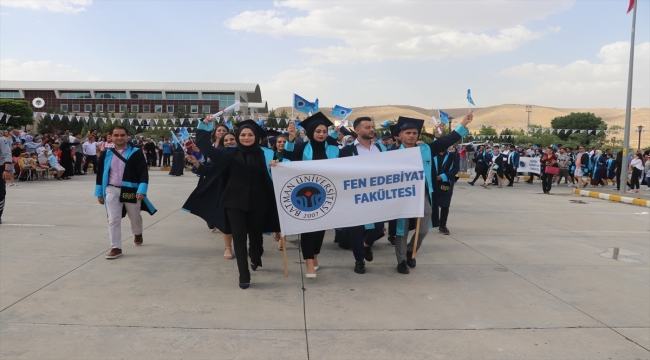 Batman Üniversitesi'nde mezuniyet töreni düzenlendi