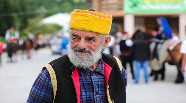 Bosna Hersek'te 513'üncü Ayvaz Dede Şenlikleri'ne katılacak atlılar Karaula'dan yola çıktı