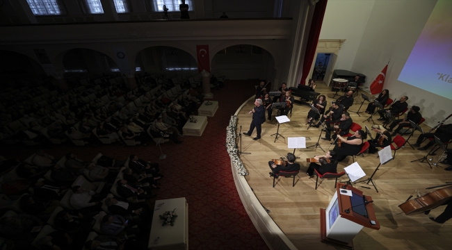 Etisan Holding Oda Orkestrası, "Klasik Müzik 101" projesi kapsamında ilk konserini verdi