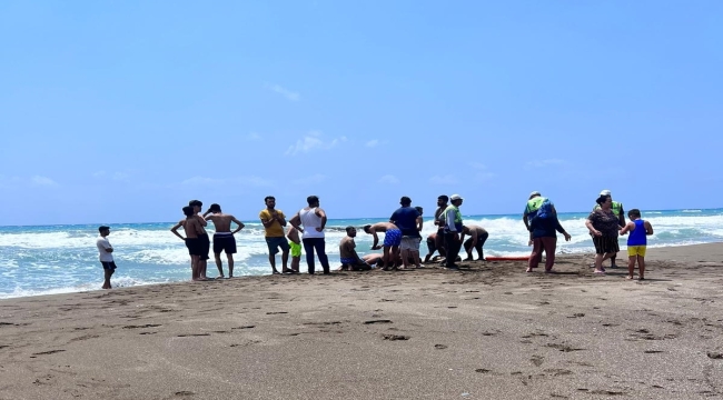 Hatay'da akıntıya kapılan 2 oğlunu kurtarmak isteyen baba boğuldu