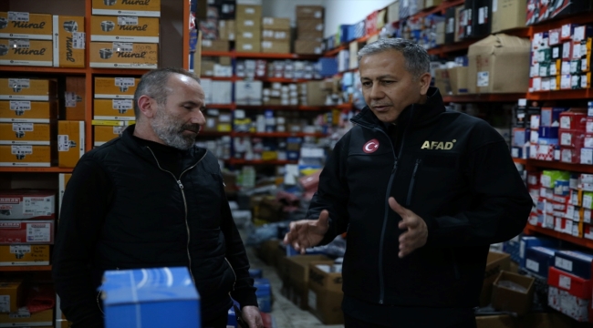 İçişleri Bakanı Ali Yerlikaya, selden etkilenen Samsun'da açıklama yaptı