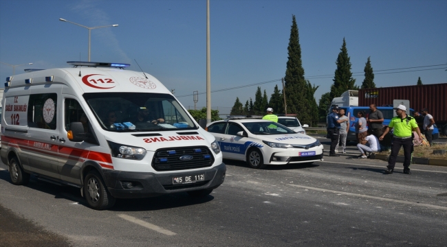 Manisa'da otomobilin çarptığı motosikletin sürücüsü öldü