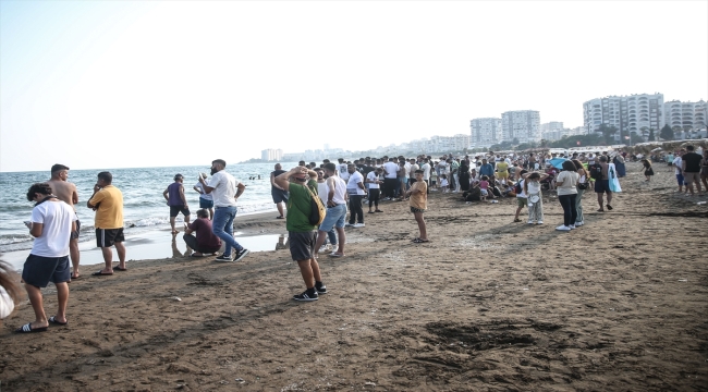 Mersin'de bir genç denizde kayboldu 