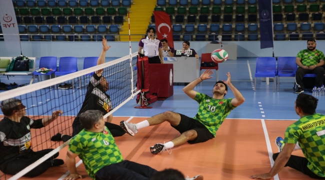 Mersin'de Oturarak Voleybol Süper Ligi final maçları devam ediyor 