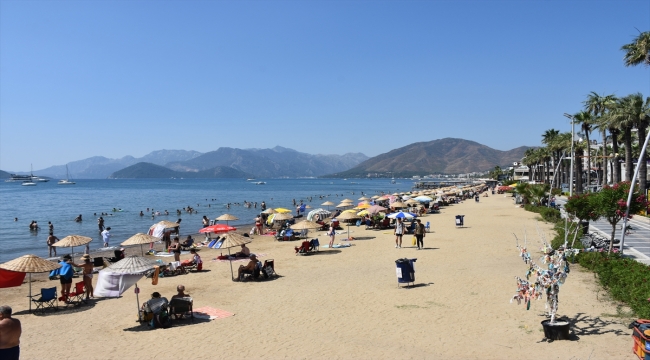 Muğla sahillerinde bayramın üçüncü gününde de yoğunluk sürdü