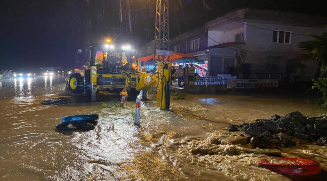 Ordu'da sağanak nedeniyle 65 noktada heyelan oldu