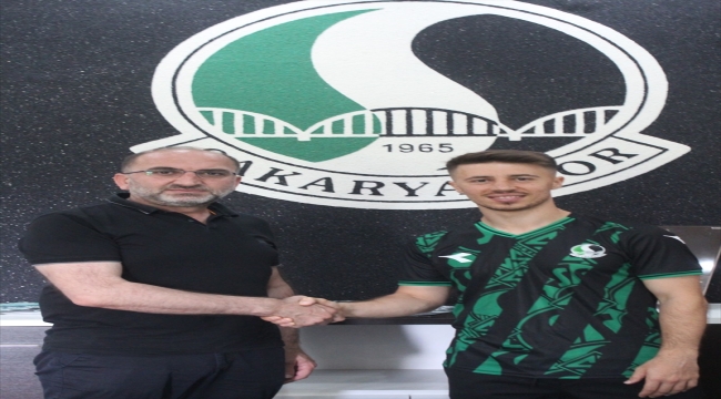 Sakaryaspor, orta saha oyuncusu Muhammed Akarslan'ı transfer etti