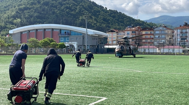 Sinop'ta elektrik kesintisi olan köylere helikopterle jeneratör ulaştırılıyor