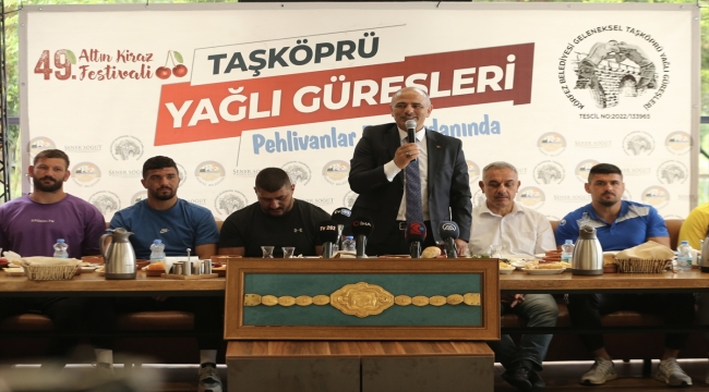 Taşköprü Yağlı Güreşleri'nde 500'ün üzerinde pehlivan er meydanına çıkacak