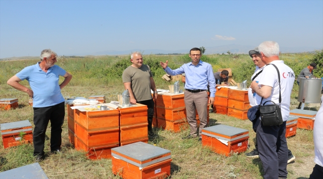 TİKA'dan Kuzey Makedonya'daki arıcılara destek