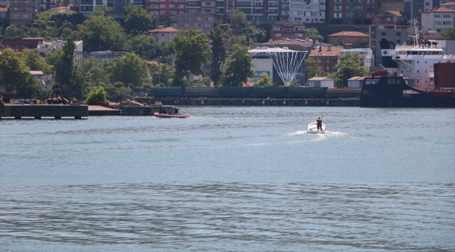 Zonguldak'ta altında mayın olduğu iddia edilen kuru yük gemisi ve çevresinde arama yapıldı