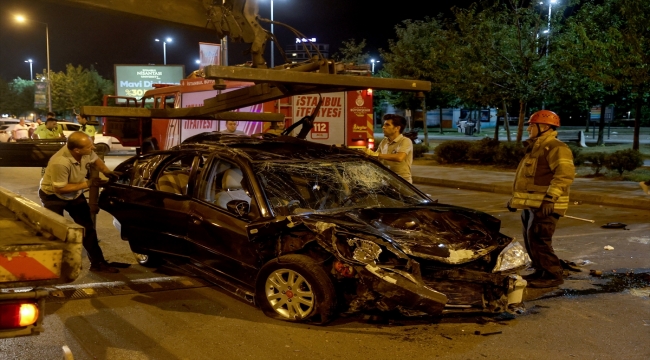 Bakırköy'deki trafik kazasında 4 kişi yaralandı