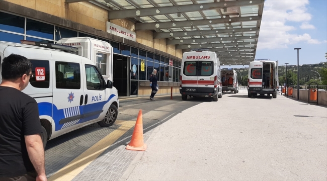 Çorum'da elinde köstebek tabancası patlayan kişinin parmakları koptu