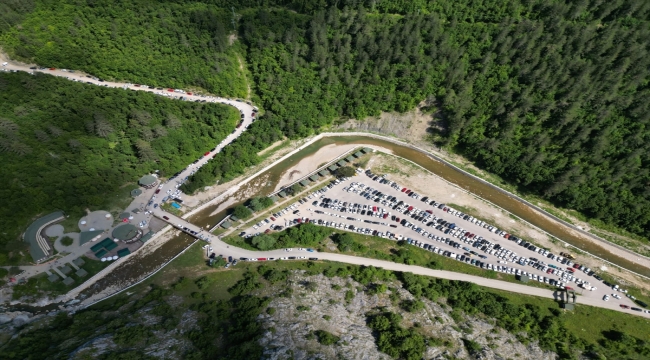 Kanyonlarıyla ünlü Pınarbaşı'na bayramda 60 binin üzerinde turist geldi 