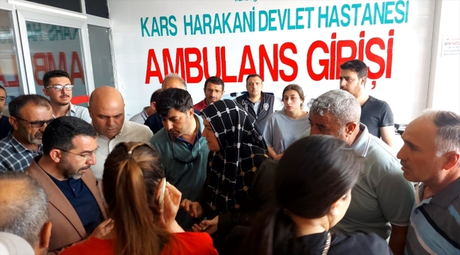 Kars'taki otobüs kazasında yaralanan 22 kişiden 7'si taburcu edildi