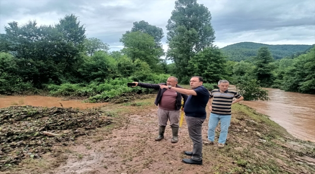 Kastamonu'da sağanak nedeniyle su taşkını meydana geldi