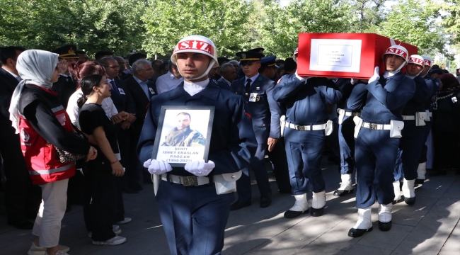 Kayseri'de tedavi gördüğü hastanede vefat eden gazi son yolculuğuna uğurlandı