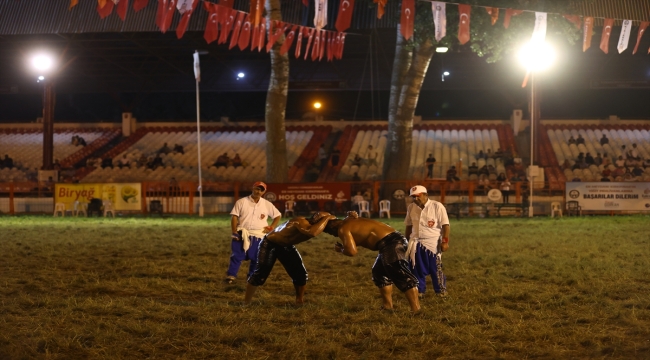 Kırkpınar'da ikinci günün son müsabakası 2,5 saat sürdü 