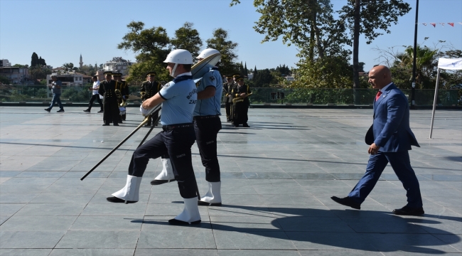 KKTC'nin Barış ve Özgürlük Bayramı Antalya'da törenle kutlandı