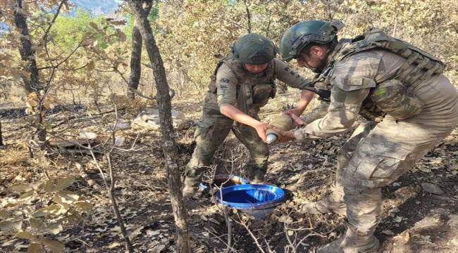 Pençe-Kilit Operasyonu bölgesinde teröristlere ait çok sayıda silah ve mühimmat ele geçirildi