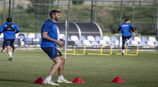 Sinan Osmanoğlu, Çaykur Rizespor'un Süper Lig'de kalıcı olacağına inanıyor: