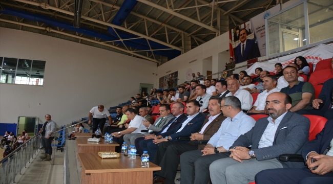 Tekerlekli Sandalye Basketbol A Milli Kadın Takımı, hazırlıklarını Hakkari'de sürdürdü