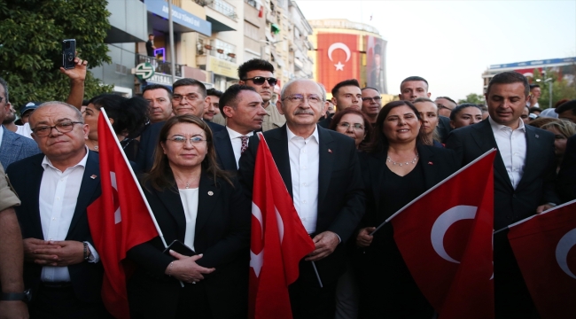 CHP Genel Başkanı Kılıçdaroğlu, Aydın'da kortej yürüyüşüne katıldı